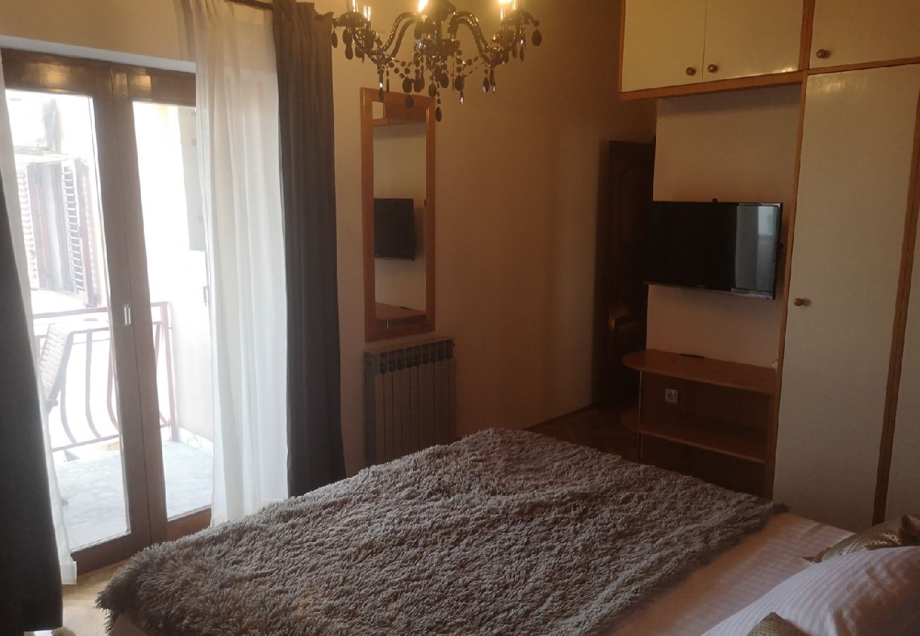 Chambres d'hôtes à Pakoštane - Chambre dans Pakoštane avec vue mer, Balcon, Climatisation, WIFI (3475-6)