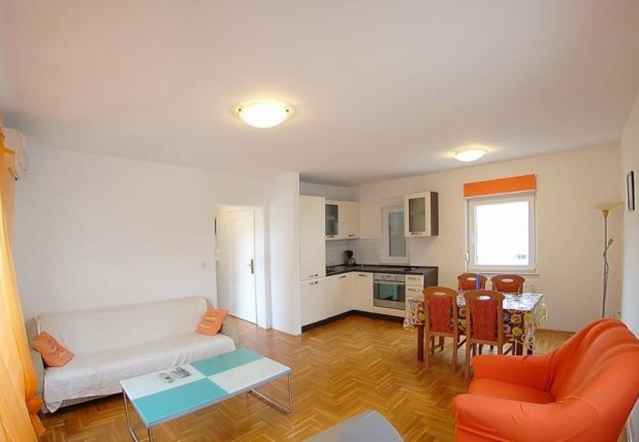 Appartement à Medulin - Appartement dans Medulin avec terrasse, Climatisation, WIFI, Machine à laver (3479-1)