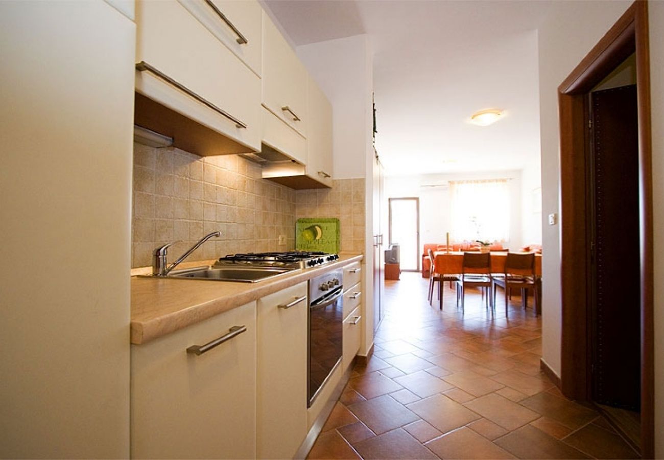 Appartement à Rovinj - Appartement dans Rovinj avec Balcon, Climatisation, WIFI, Machine à laver (3482-2)