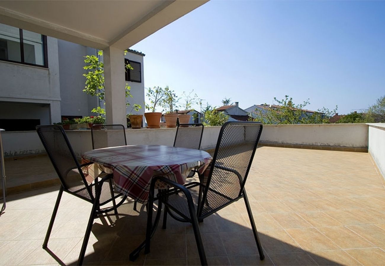 Appartement à Rovinj - Appartement dans Rovinj avec terrasse, Climatisation, WIFI, Machine à laver (3482-5)