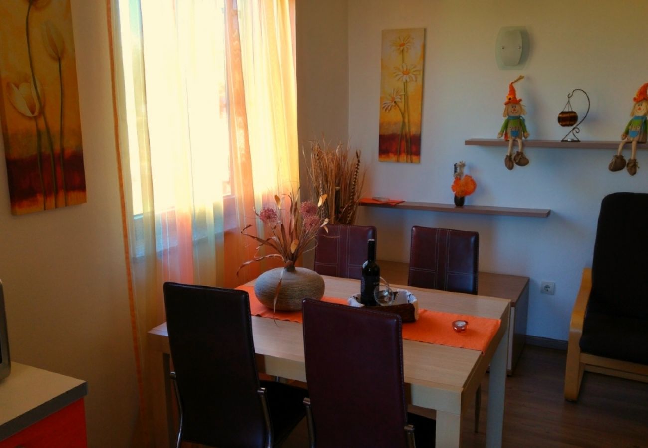 Appartement à Rovinj - Appartement dans Rovinj avec Balcon, Climatisation, WIFI (3483-1)