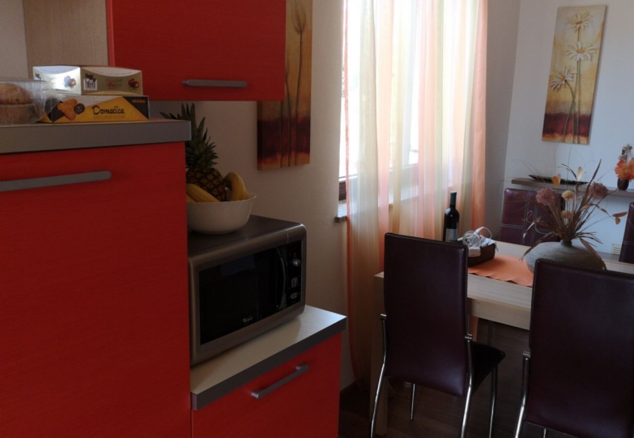 Appartement à Rovinj - Appartement dans Rovinj avec Balcon, Climatisation, WIFI (3483-1)