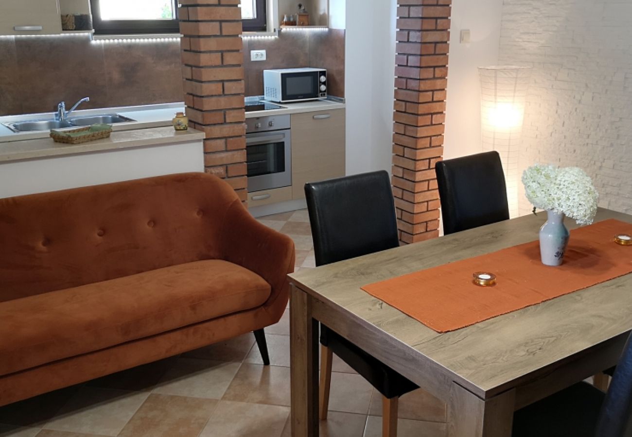 Appartement à Rovinj - Ferienwohnung in Rovinj mit Terrasse, Klimaanlage, W-LAN (3483-4)