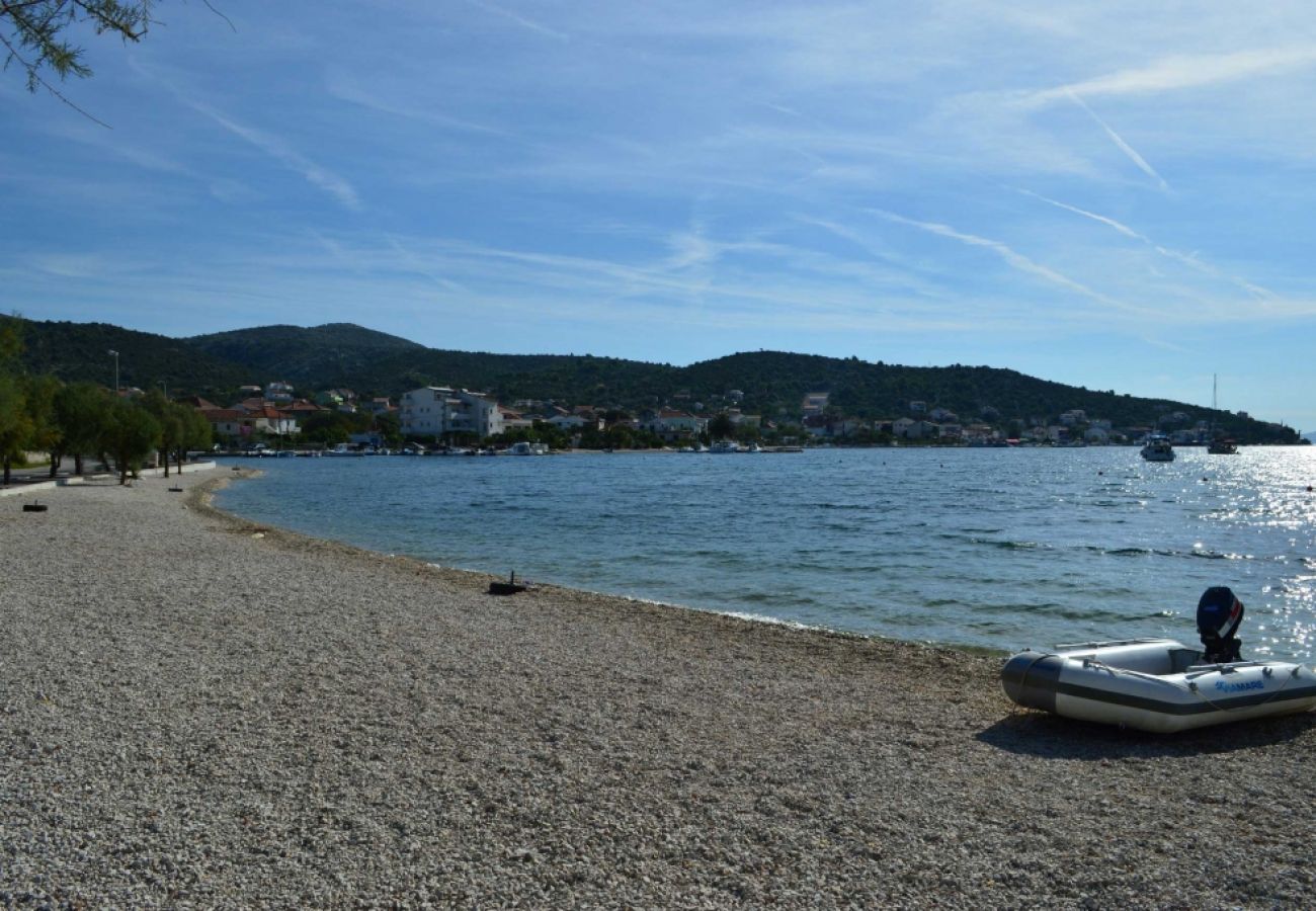 Maison à Vinišce - Maison de vacances dans Vinišće avec vue mer, Balcon, Climatisation, WIFI (3484-1)