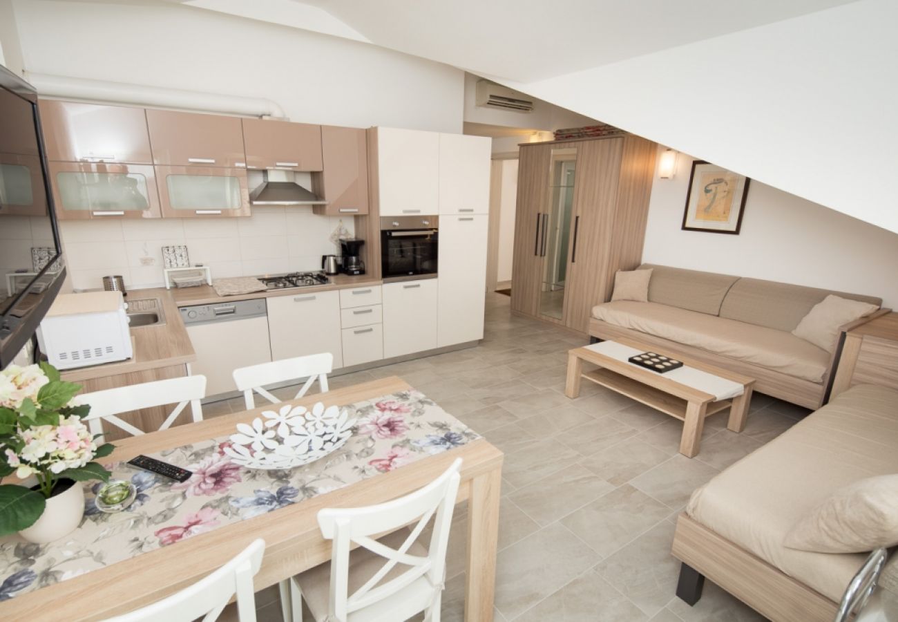 Appartement à Rovinj - Appartement dans Rovinj avec vue mer, Balcon, Climatisation, WIFI (3482-11)