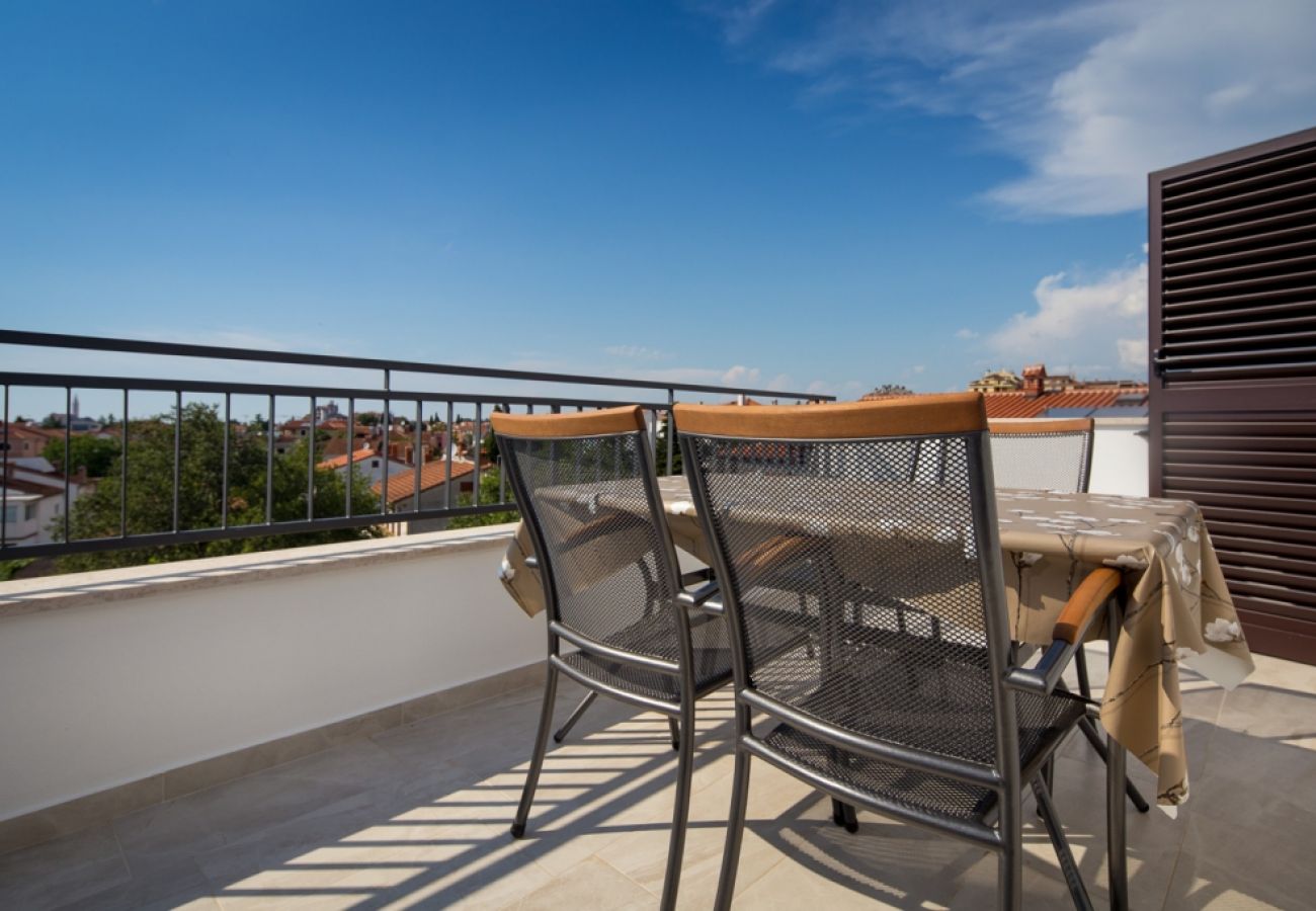 Appartement à Rovinj - Appartement dans Rovinj avec vue mer, Balcon, Climatisation, WIFI (3482-11)