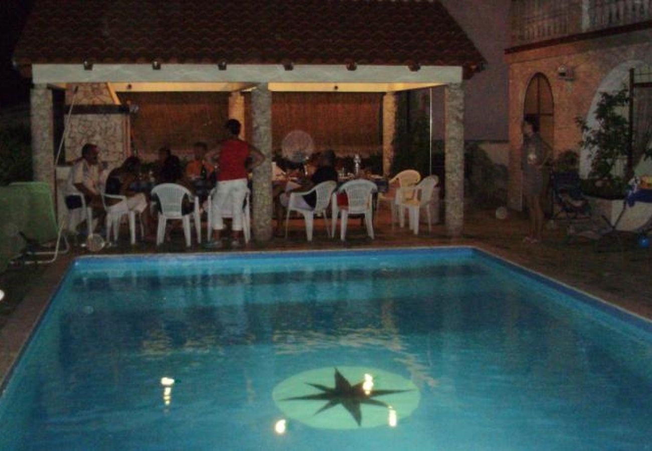 Chambres d'hôtes à Medulin - Chambre dans Medulin avec terrasse, Climatisation, WIFI (3488-6)