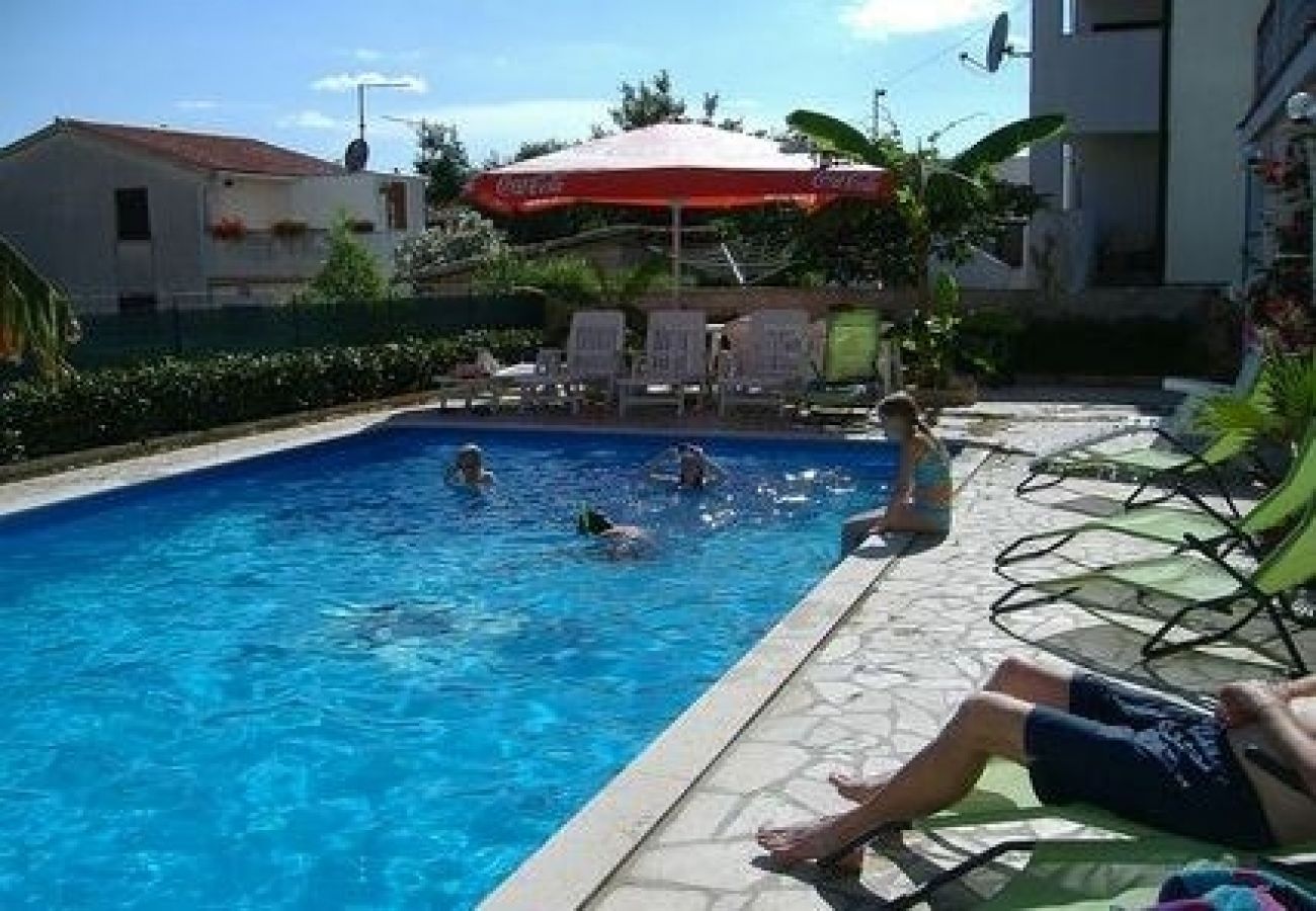 Chambres d'hôtes à Medulin - Chambre dans Medulin avec terrasse, Climatisation, WIFI (3488-6)