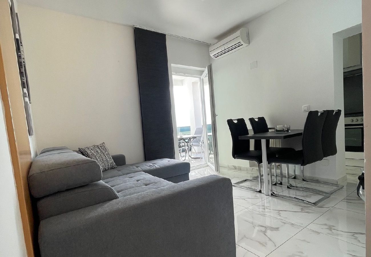 Appartement à Crikvenica - Appartement dans Crikvenica avec vue mer, Balcon, Climatisation, WIFI (3492-4)