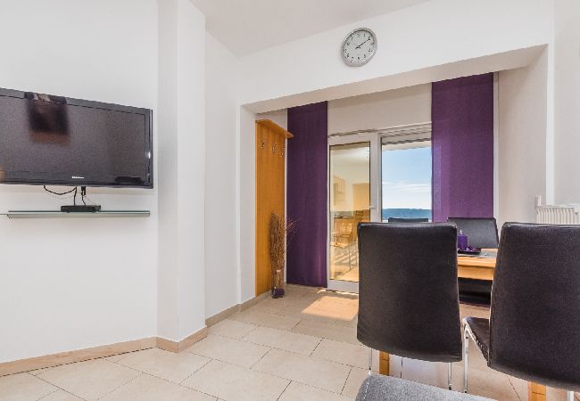Appartement à Crikvenica - Appartement dans Crikvenica avec vue mer, terrasse, Climatisation, WIFI (3492-5) Appartement à Crikvenica - Appartement dans Crikvenica avec vue mer, terrasse, Climatisation, WIFI (3492-5)