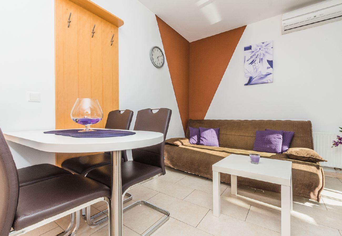 Appartement à Crikvenica - Appartement dans Crikvenica avec vue mer, terrasse, Climatisation, WIFI (3492-6)