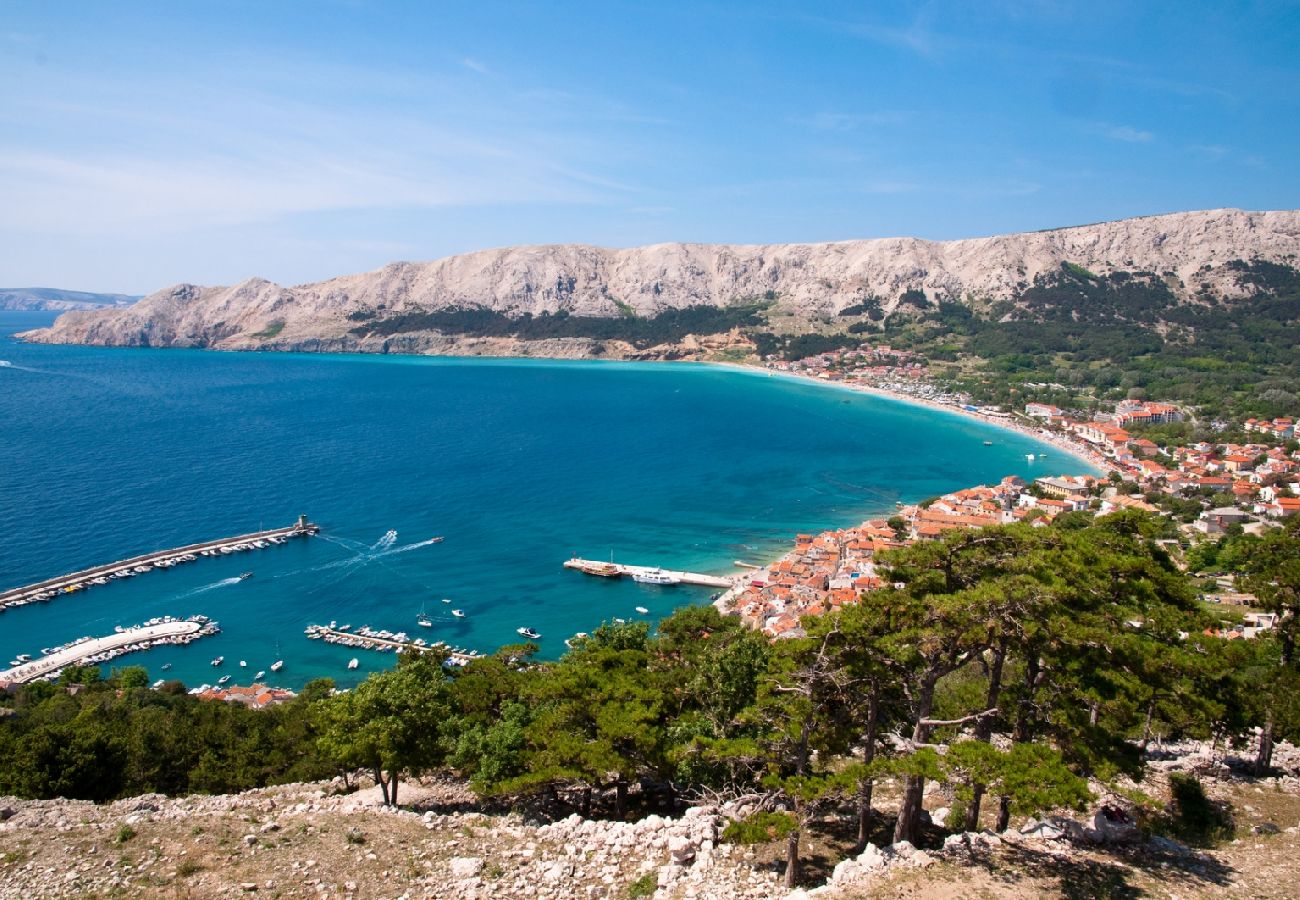 Studio à Baška - Studioapartment in Baška mit Meerblick, Balkon, Klimaanlage, W-LAN (3494-3)