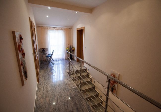 Appartement à Crikvenica - Appartement dans Crikvenica avec vue mer, Balcon, Climatisation, WIFI (3492-7) Appartement à Crikvenica - Appartement dans Crikvenica avec vue mer, Balcon, Climatisation, WIFI (3492-7)