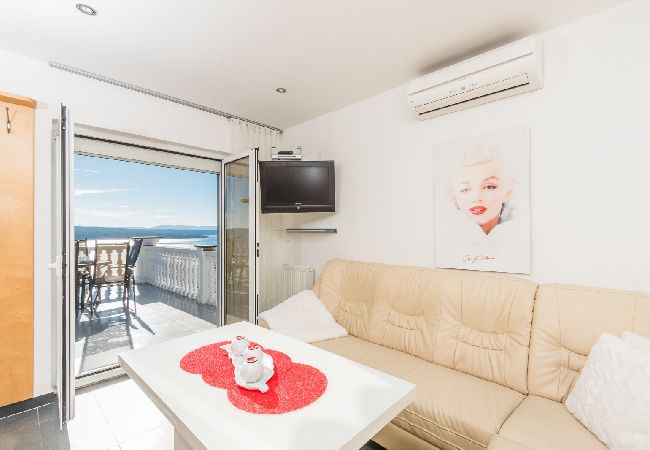 Appartement à Crikvenica - Appartement dans Crikvenica avec vue mer, terrasse, Climatisation, WIFI (3492-8) Appartement à Crikvenica - Appartement dans Crikvenica avec vue mer, terrasse, Climatisation, WIFI (3492-8)