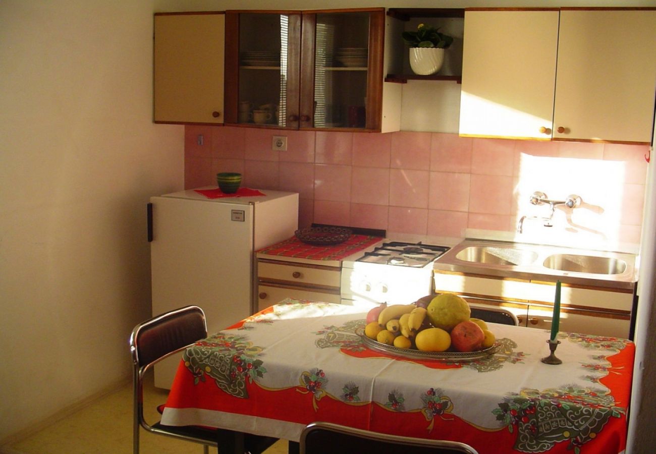 Appartement à Pakoštane - Appartement dans Pakoštane avec vue mer, Balcon, Climatisation, WIFI (3539-1)