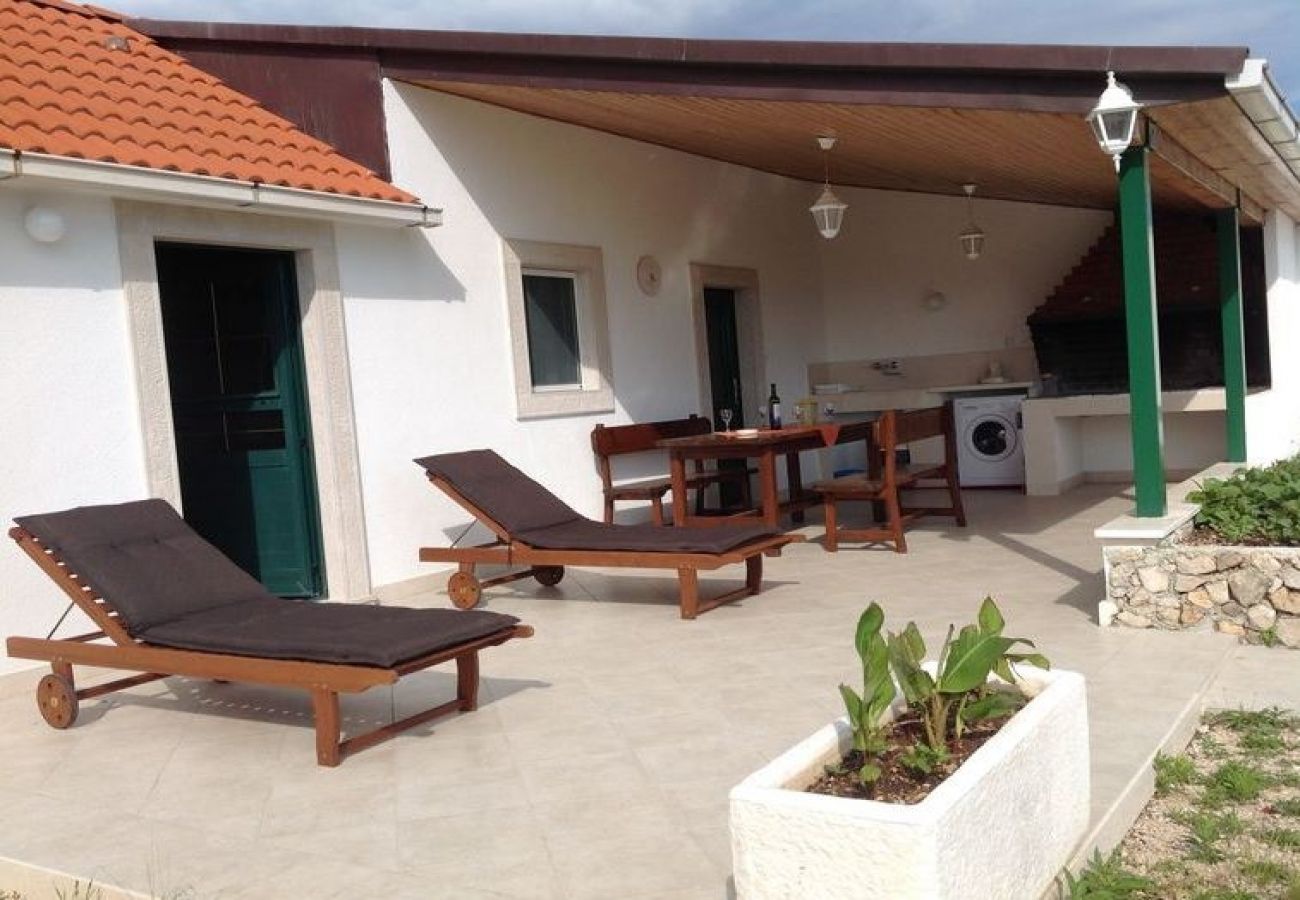 Maison à Bol - Maison de vacances dans Bol avec vue mer, terrasse, Climatisation, WIFI (3543-1)