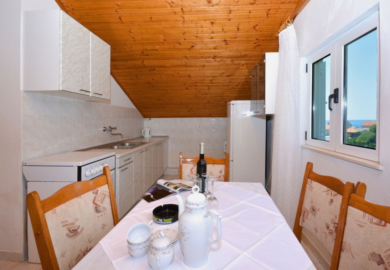 Appartement à Žuljana - Appartement dans Žuljana avec vue mer, terrasse, Climatisation, WIFI (3558-1)