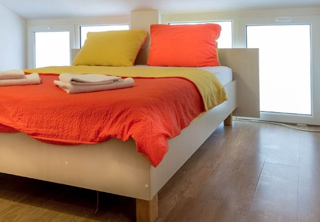 Appartement à Novalja - Appartement dans Novalja avec vue mer, terrasse, Climatisation, WIFI (3565-10) Appartement à Novalja - Appartement dans Novalja avec vue mer, terrasse, Climatisation, WIFI (3565-10)