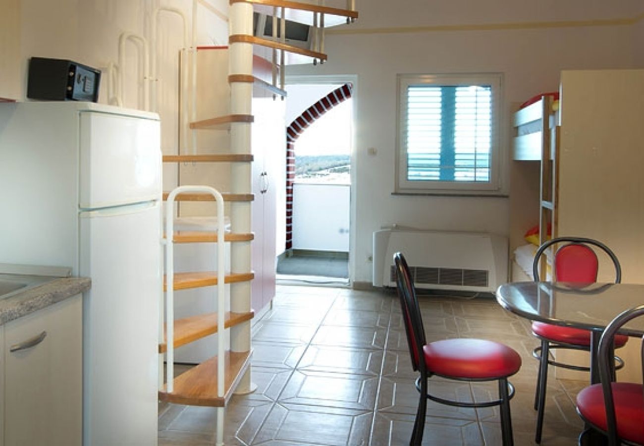 Appartement à Novalja - Appartement dans Novalja avec vue mer, terrasse, Climatisation, WIFI (3565-12)