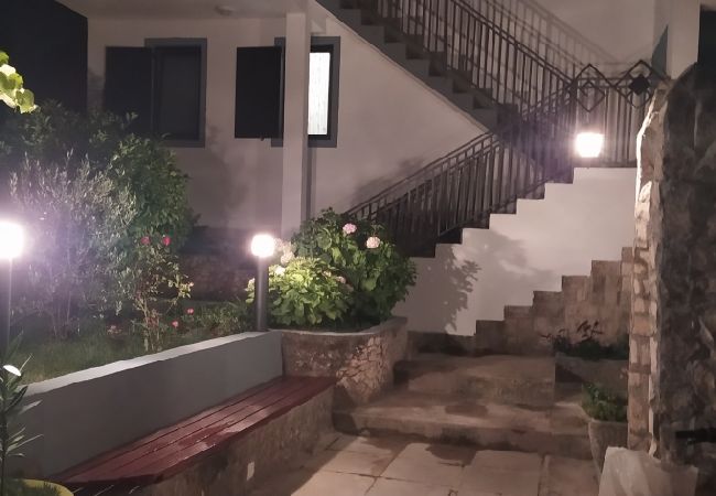 Appartement à Ražanj - Appartement dans Ražanj avec terrasse, Climatisation, WIFI, Machine à laver (3567-1) Appartement à Ražanj - Appartement dans Ražanj avec terrasse, Climatisation, WIFI, Machine à laver (3567-1)