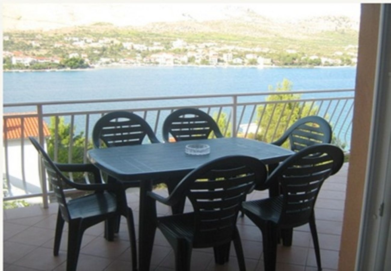 Appartement à Grebaštica - Appartement dans Grebaštica avec vue mer, Balcon, Climatisation, WIFI (3571-1)