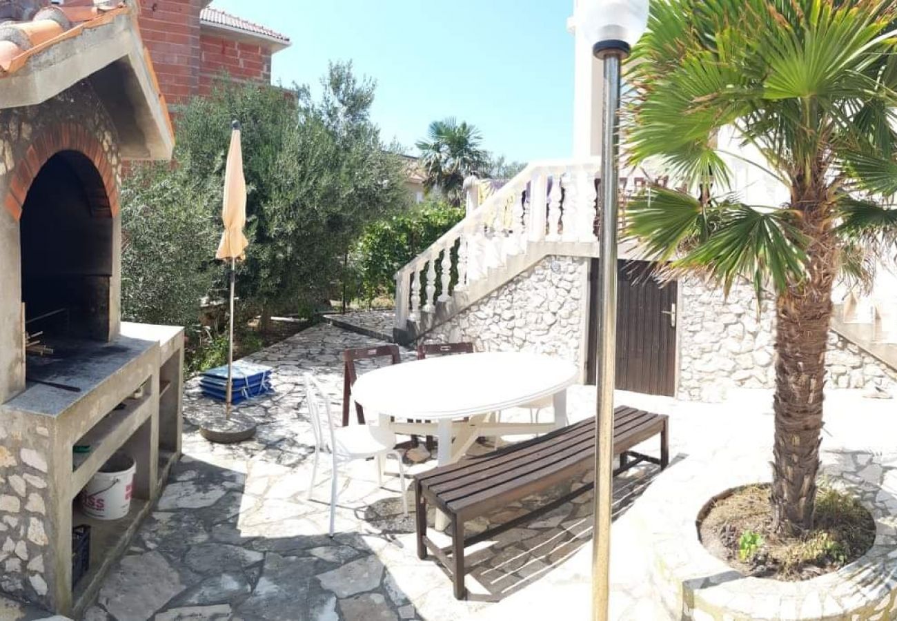 Appartement à Novalja - Appartement dans Novalja avec vue mer, terrasse, Climatisation, WIFI (3572-1)