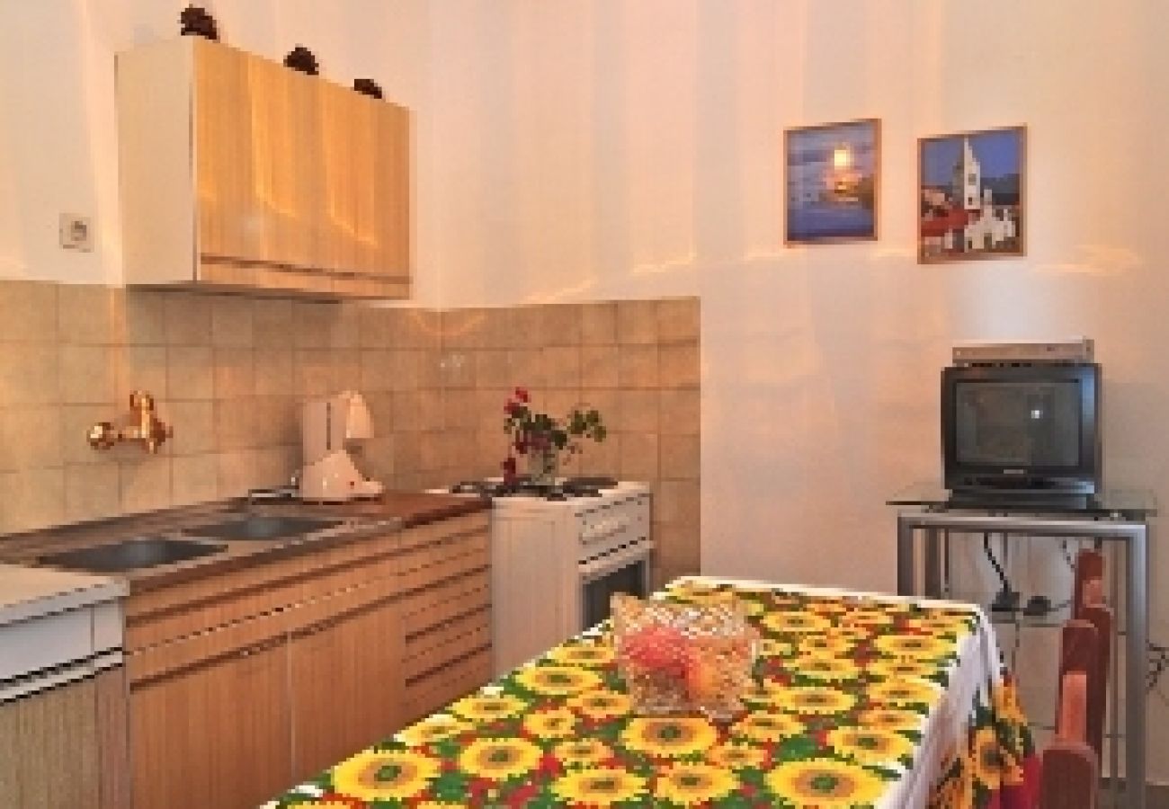 Appartement à Sukošan - Appartement dans Sukošan avec terrasse, Climatisation, WIFI (654-4)