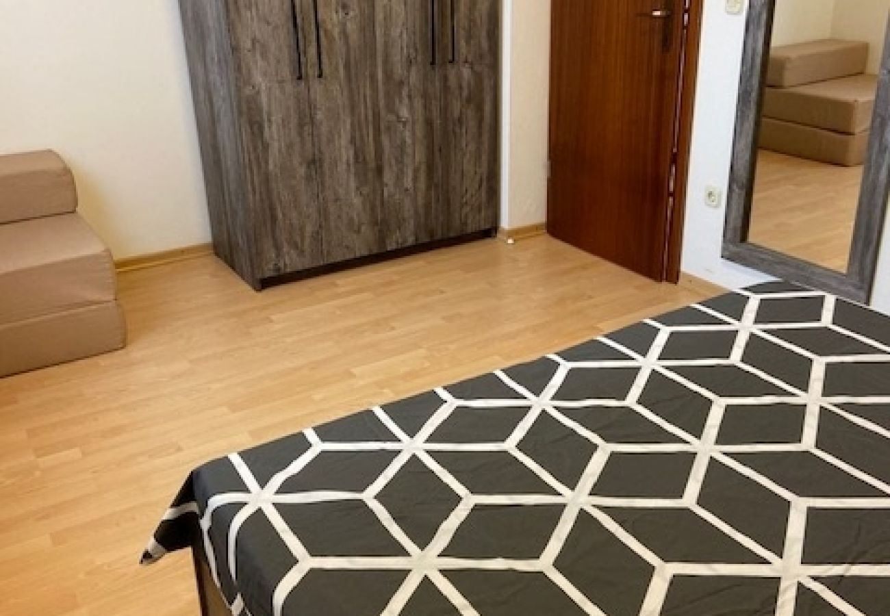 Appartement à Punat - Appartement dans Punat avec Balcon, Climatisation, WIFI, Machine à laver (3590-1)