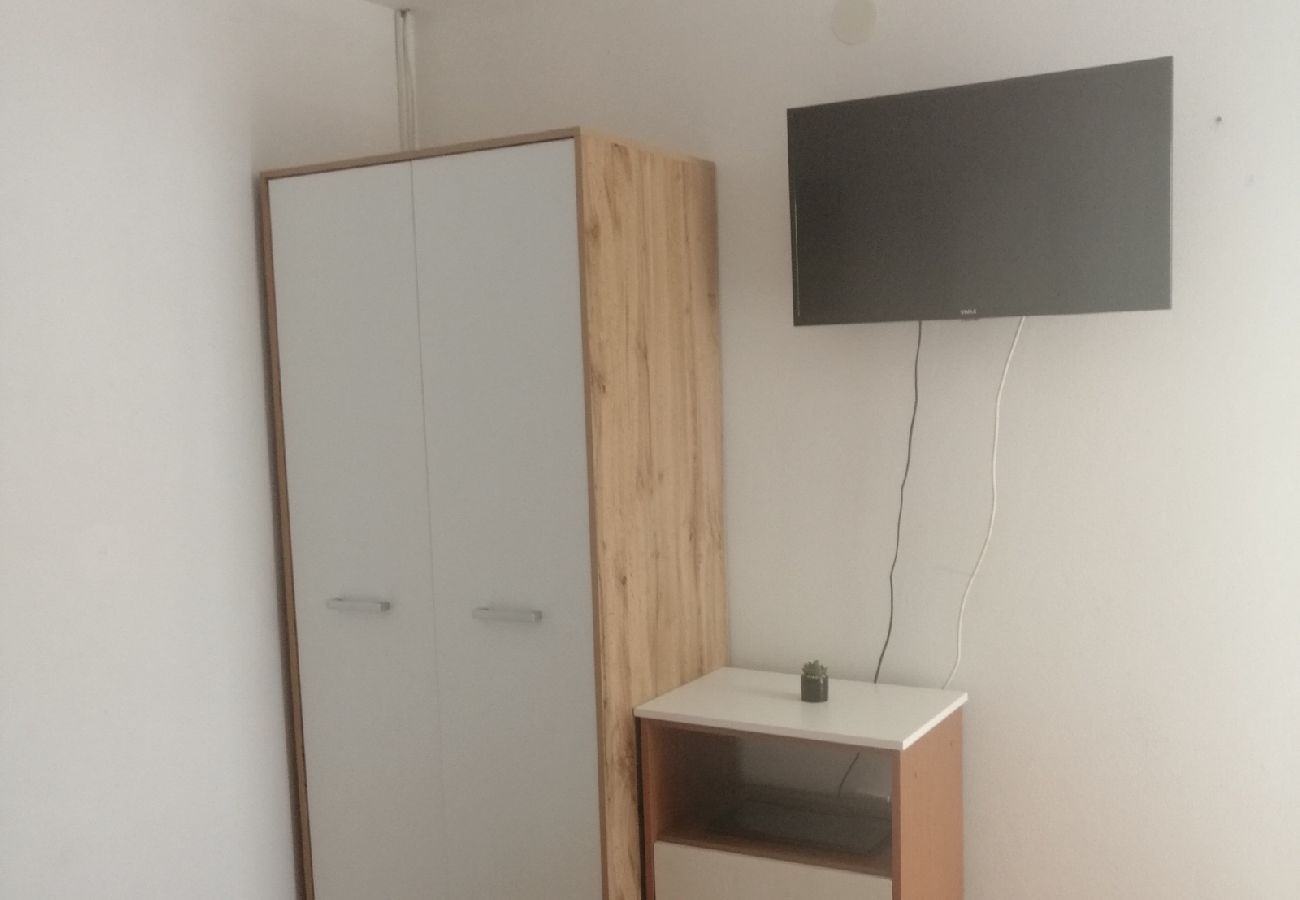 Appartement à Privlaka - Appartement dans Privlaka avec vue mer, terrasse, Climatisation, WIFI (3591-1)