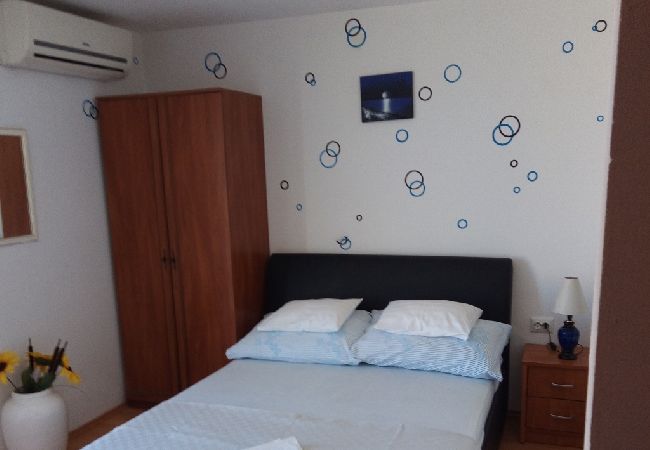 Appartement à Privlaka - Appartement dans Privlaka avec vue mer, terrasse, Climatisation, WIFI (3591-2) Appartement à Privlaka - Appartement dans Privlaka avec vue mer, terrasse, Climatisation, WIFI (3591-2)