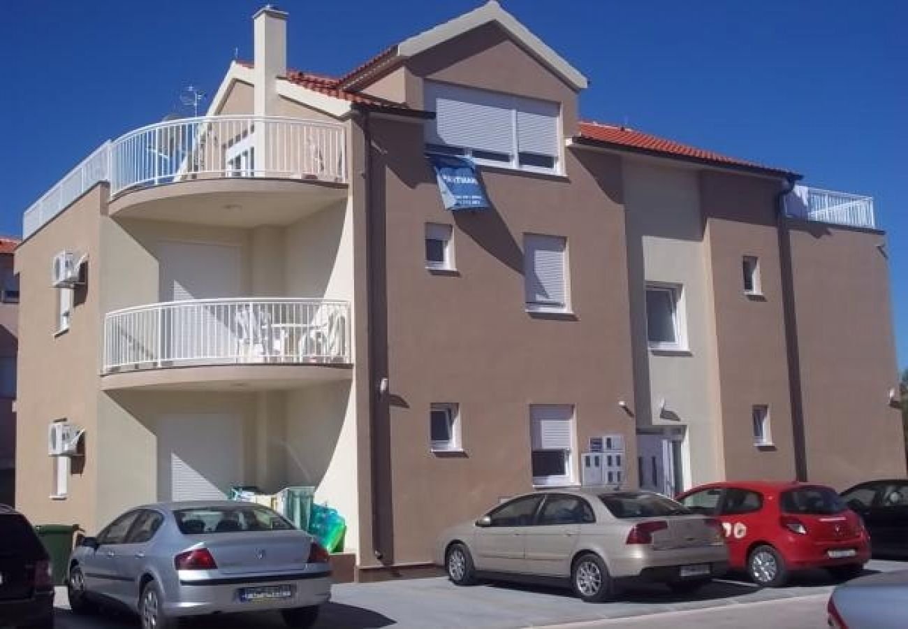 Appartement à Vodice - Appartement dans Vodice avec terrasse, Climatisation, WIFI (3599-5)