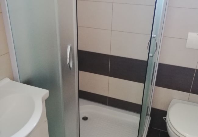 Appartement à Vodice - Appartement dans Vodice avec terrasse, Climatisation, WIFI (3599-6) Appartement à Vodice - Appartement dans Vodice avec terrasse, Climatisation, WIFI (3599-6)