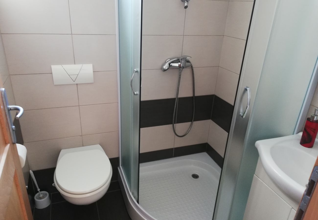 Appartement à Vodice - Appartement dans Vodice avec terrasse, Climatisation, WIFI (3599-6)