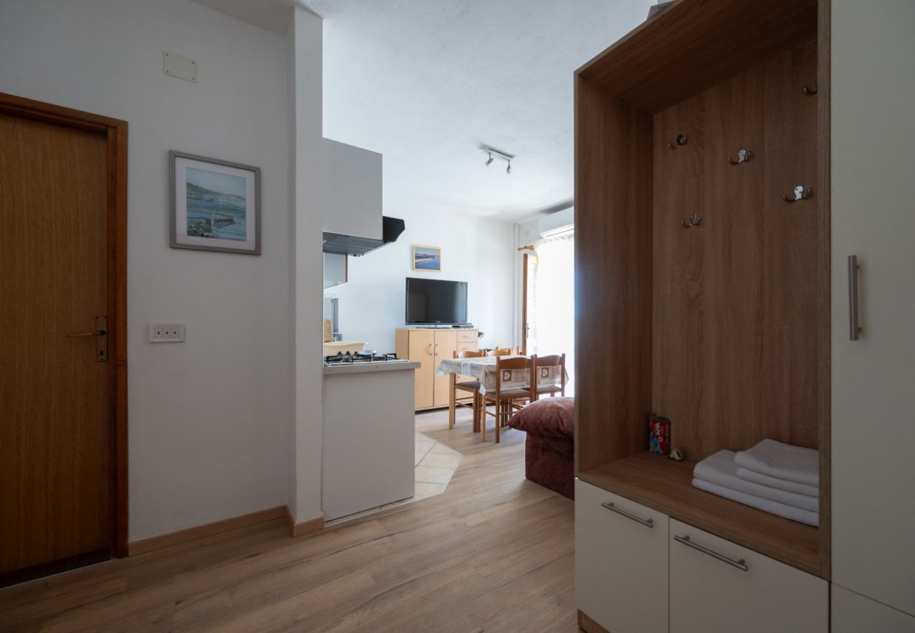 Appartement à Privlaka - Appartement dans Privlaka avec vue mer, Balcon, Climatisation, WIFI (3598-4)