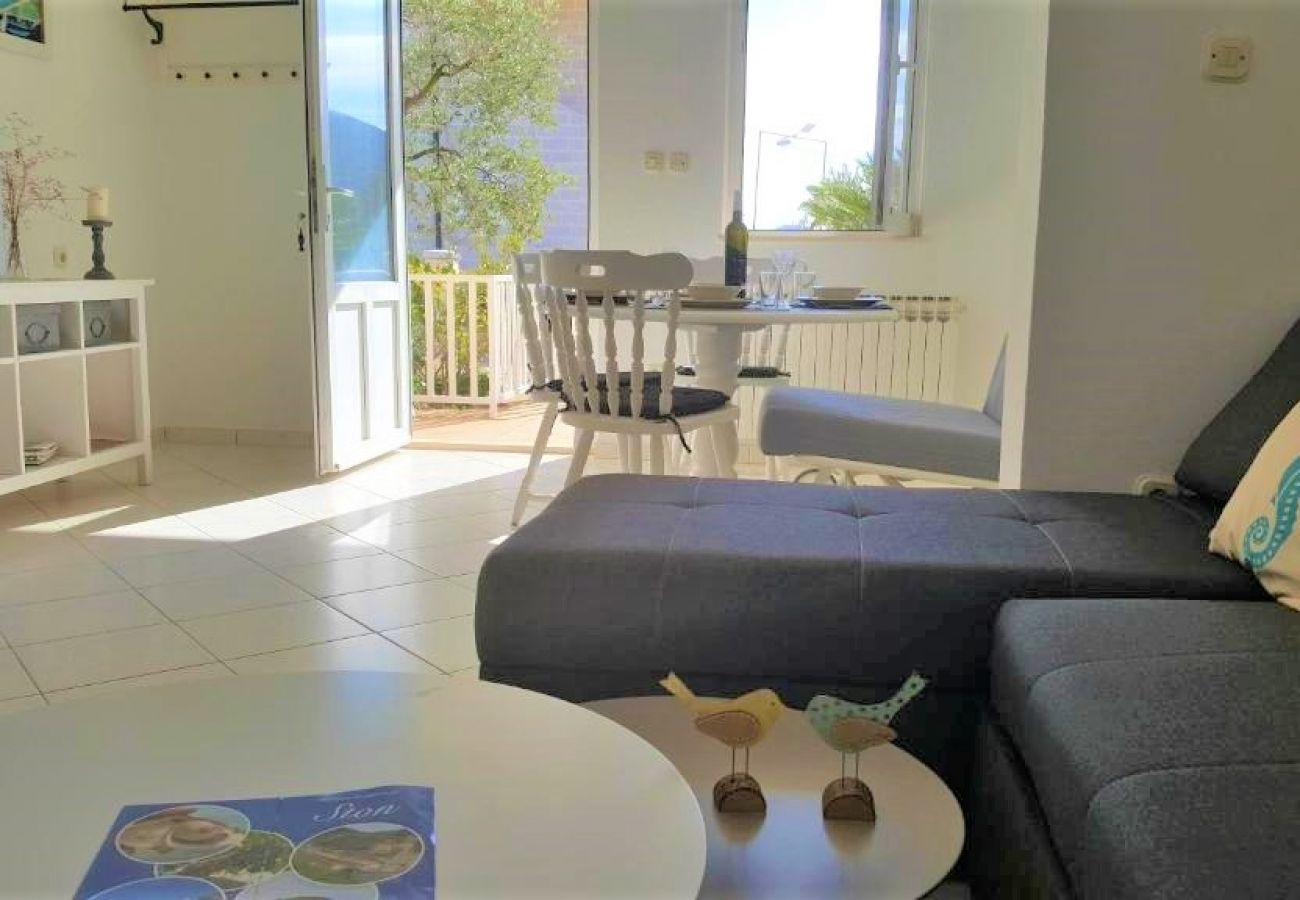 Appartement à Mali Ston - Appartement dans Ston avec vue mer, terrasse, Climatisation, WIFI (3588-2)