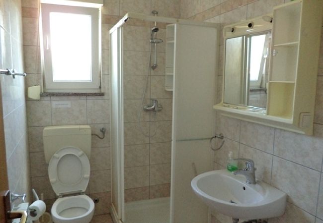 Appartement à Pula - Appartement dans Pula avec vue mer, terrasse, Climatisation, WIFI (633-2) Appartement à Pula - Appartement dans Pula avec vue mer, terrasse, Climatisation, WIFI (633-2)