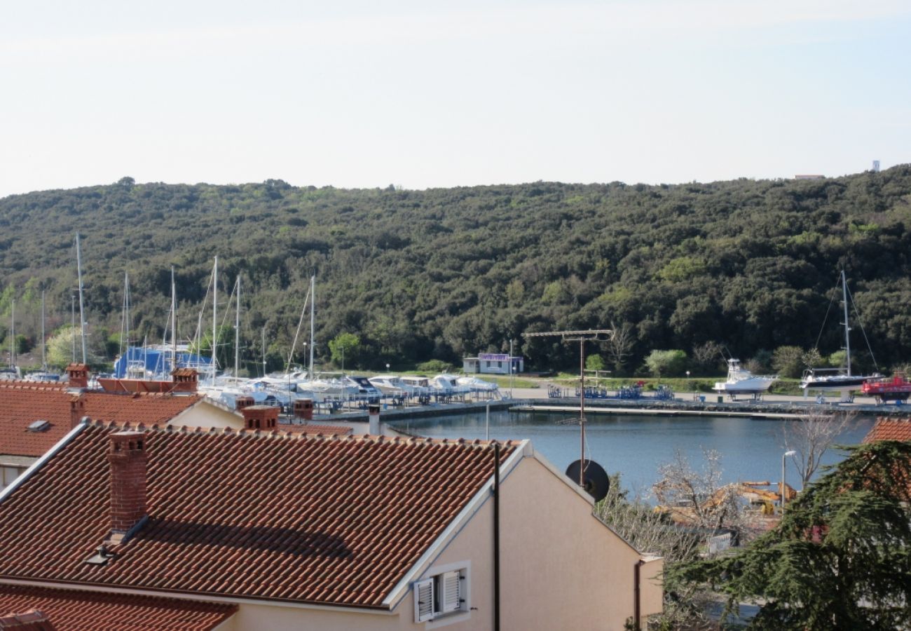 Appartement à Pula - Appartement dans Pula avec vue mer, terrasse, Climatisation, WIFI (633-2)