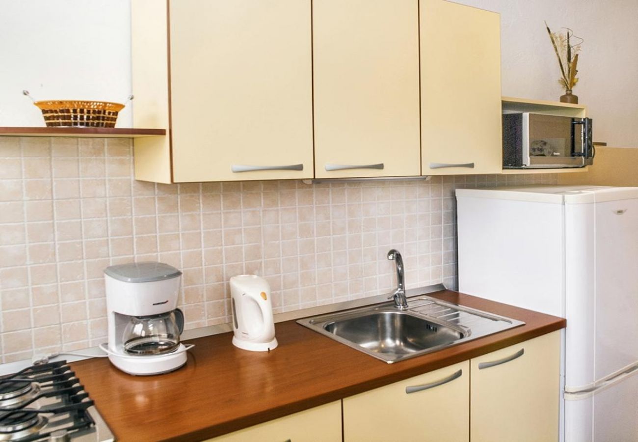 Appartement à Drašnice - Appartement dans Drašnice avec vue mer, loggia, Climatisation, WIFI (3586-3)