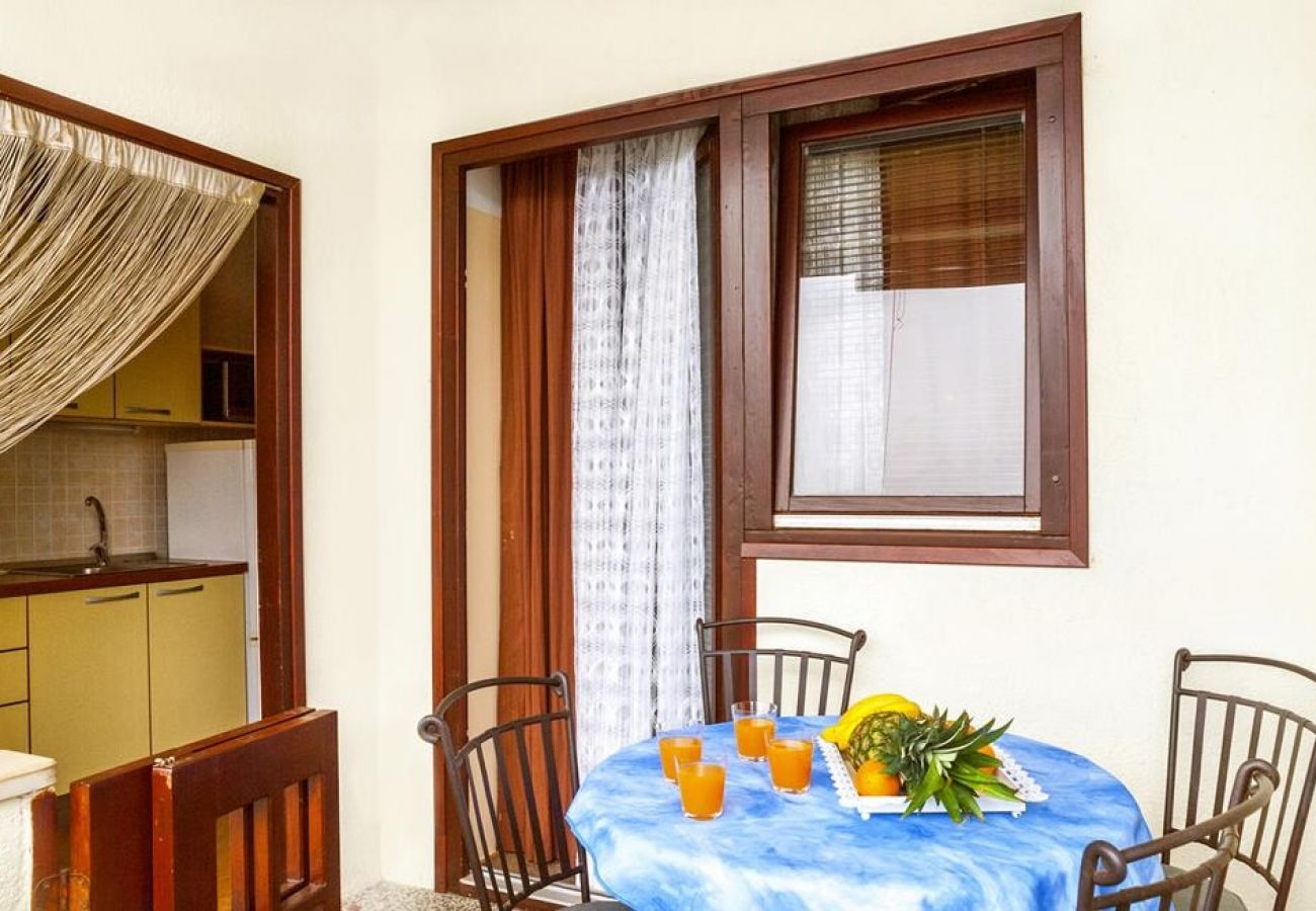 Appartement à Drašnice - Appartement dans Drašnice avec vue mer, loggia, Climatisation, WIFI (3586-3)