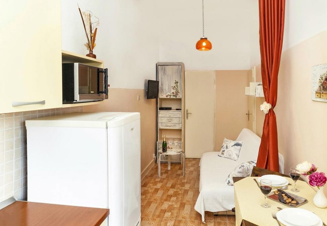 Appartement à Drašnice - Appartement dans Drašnice avec vue mer, loggia, Climatisation, WIFI (3586-3)