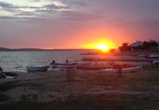 Appartement à Kustici - Appartement dans Kustici avec vue mer, terrasse, Climatisation, WIFI (3597-4) Appartement à Kustici - Appartement dans Kustici avec vue mer, terrasse, Climatisation, WIFI (3597-4)