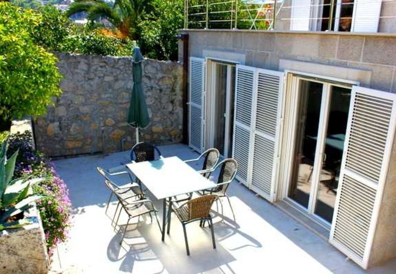 Appartement à Cavtat - Appartement dans Cavtat avec vue mer, terrasse, Climatisation, WIFI (3612-2)