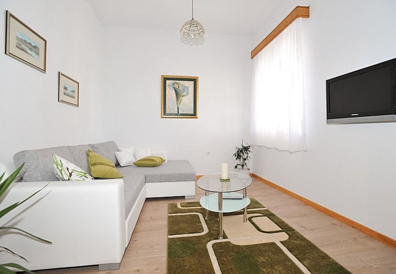 Appartement à Poljana - Appartement dans Poljana avec vue mer, terrasse, Climatisation, WIFI (3617-3)