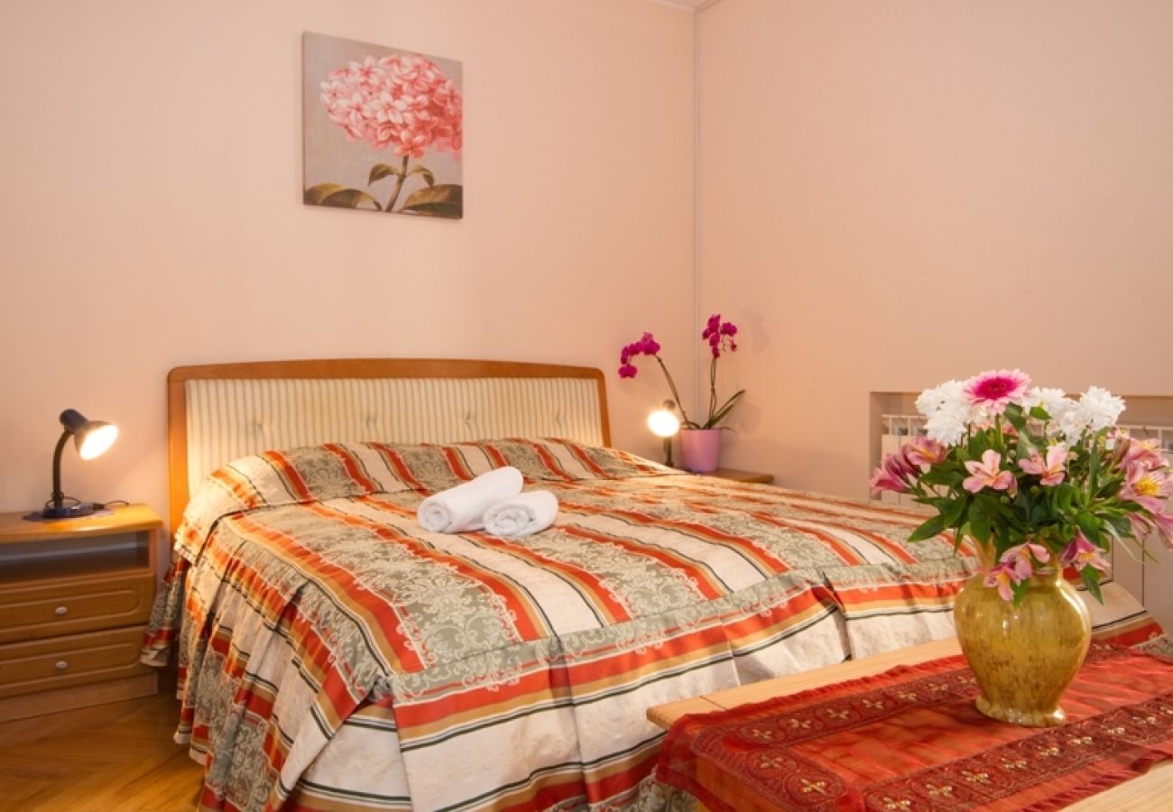 Chambres d'hôtes à Rovinj - Chambre dans Rovinj avec Climatisation, WIFI (3631-1)