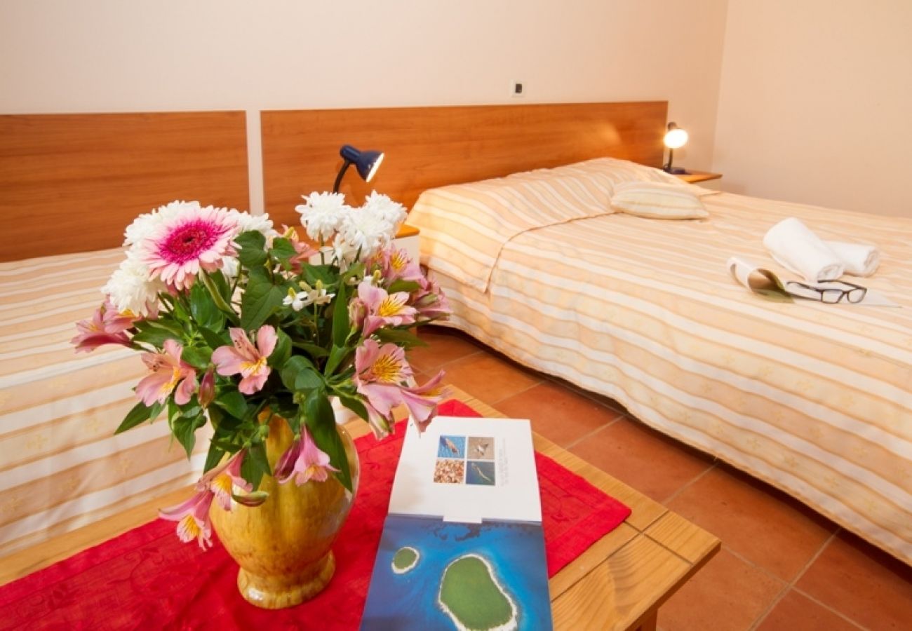 Chambres d'hôtes à Rovinj - Chambre dans Rovinj avec Balcon, Climatisation, WIFI (3631-2)