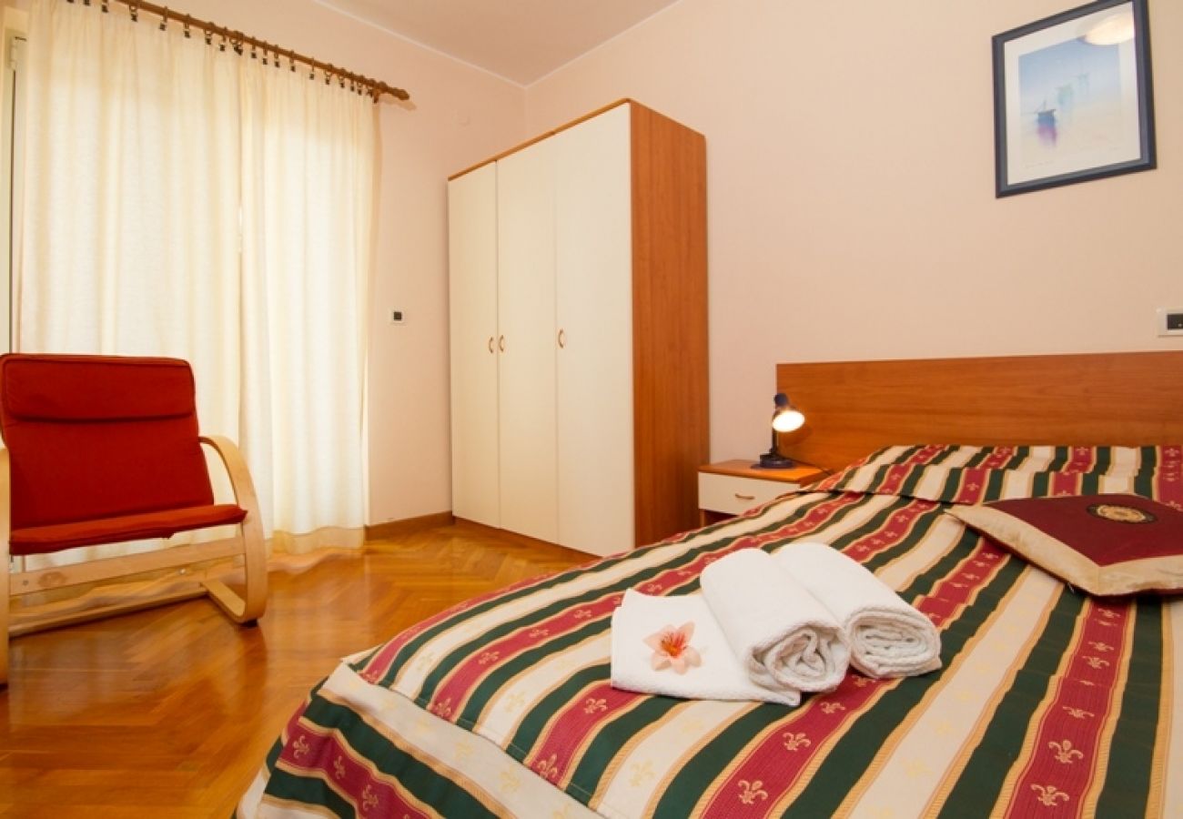 Chambres d'hôtes à Rovinj - Chambre dans Rovinj avec Balcon, Climatisation, WIFI (3631-2)