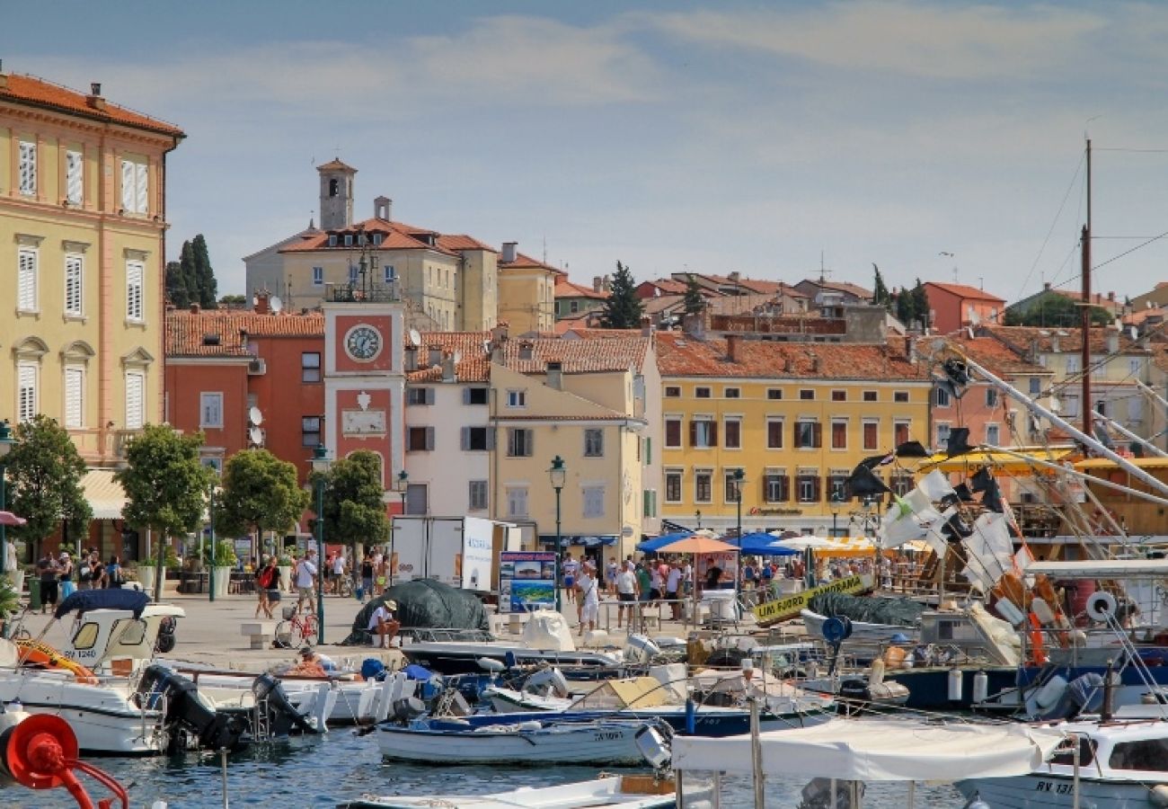 Chambres d'hôtes à Rovinj - Chambre dans Rovinj avec vue mer, Balcon, Climatisation, WIFI (3631-4)