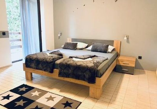 Appartement à Starigrad - Appartement dans Starigrad-Paklenica avec terrasse, Climatisation, WIFI (627-3) Appartement à Starigrad - Appartement dans Starigrad-Paklenica avec terrasse, Climatisation, WIFI (627-3)