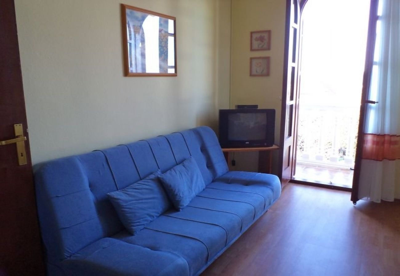 Appartement à Rab - Appartement dans Barbat avec vue mer, Balcon, Climatisation, WIFI (3664-3)