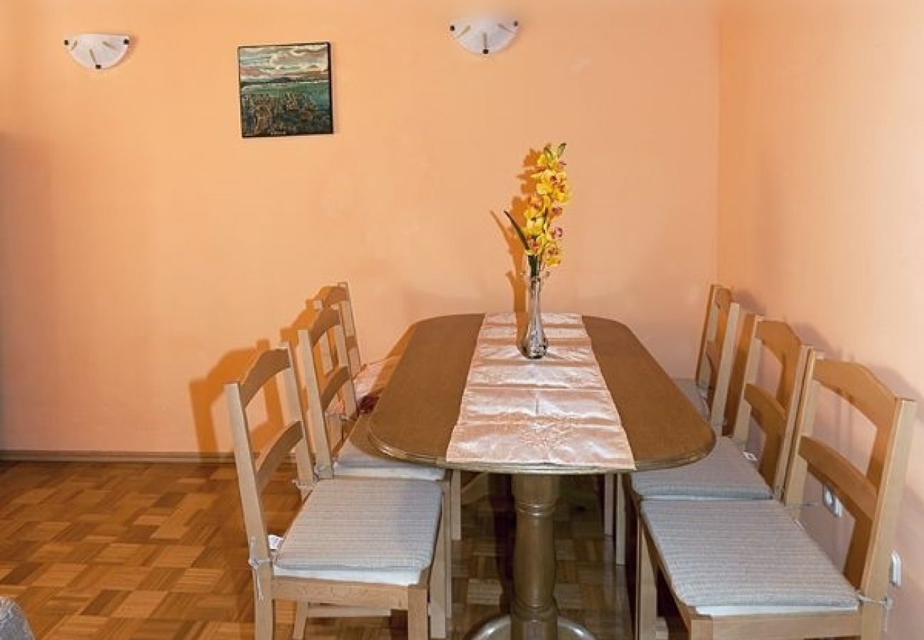 Appartement à Tucepi - Appartement dans Tučepi avec vue mer, Balcon, Climatisation, WIFI (3674-1)